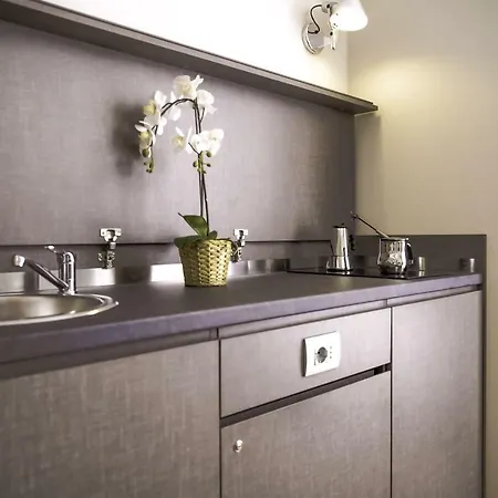 Sleep Tide Гостевой дом Милан